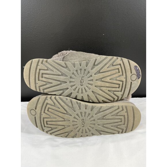Ugg Australia Women's Grey Leather Shoes/Boots Size 9 SKU 5678 - Picture 3 of 9